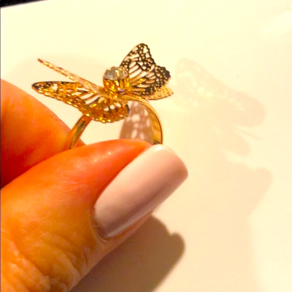 🦋2D Butterfly Ring🦋 - Picture 1 of 3